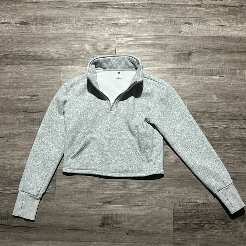 Women's Senita Athletics Quarter-Zip Cropped Sweater XS